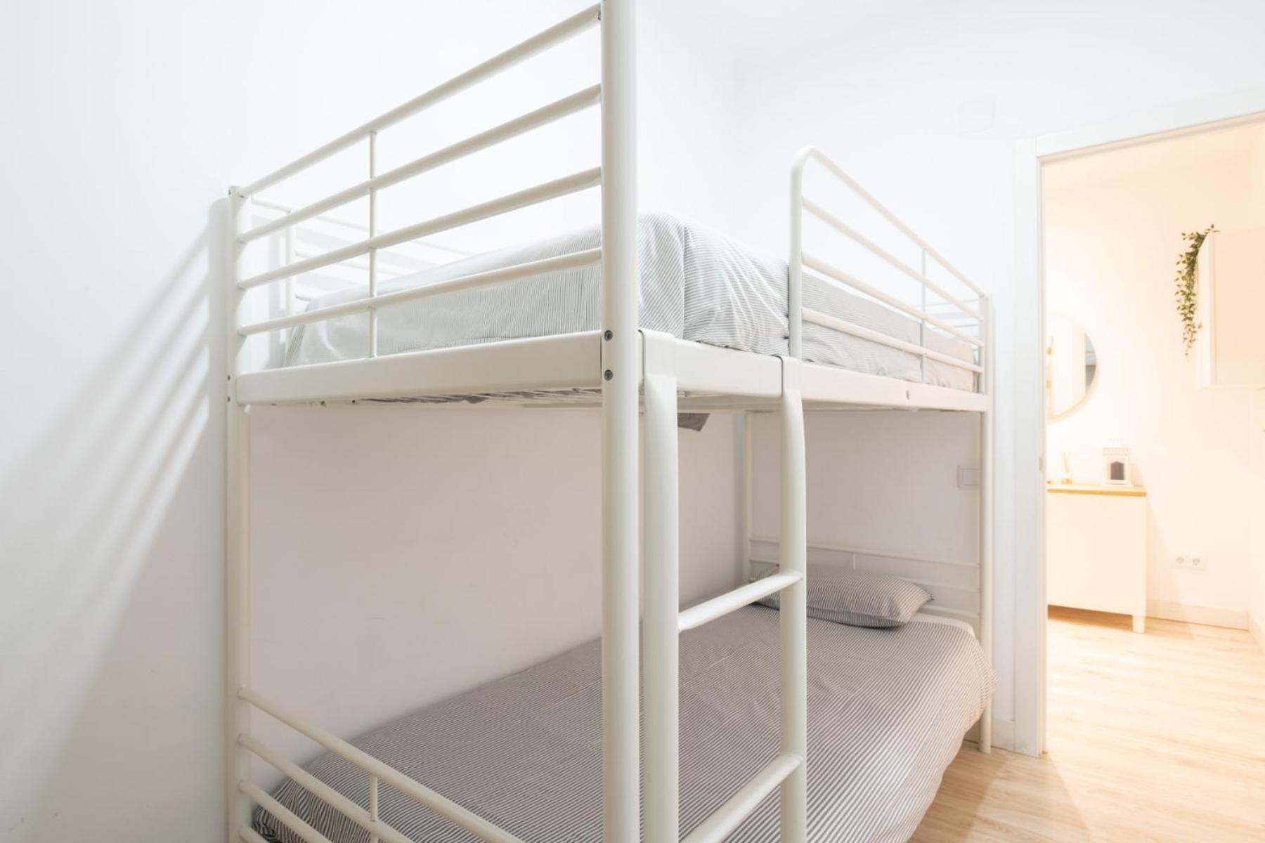 Apartamento Nuevo Con Encanto En Sagrada Familia Barcelona Kültér fotó